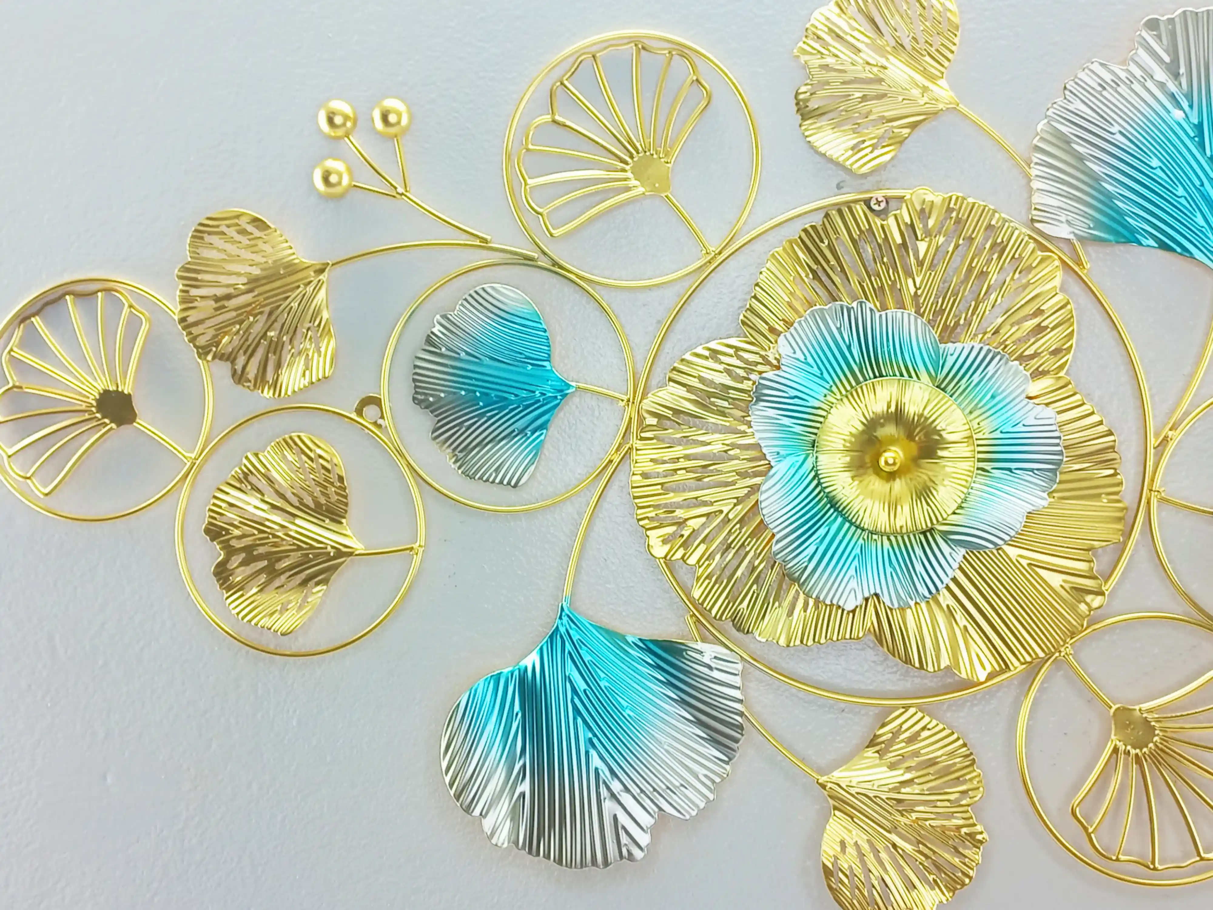 Golden leaf Metal Horizontal Wall Decor